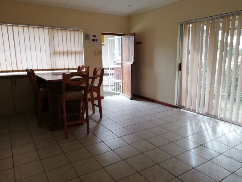 To Let 1 Bedroom Property for Rent in Amalinda Eastern Cape